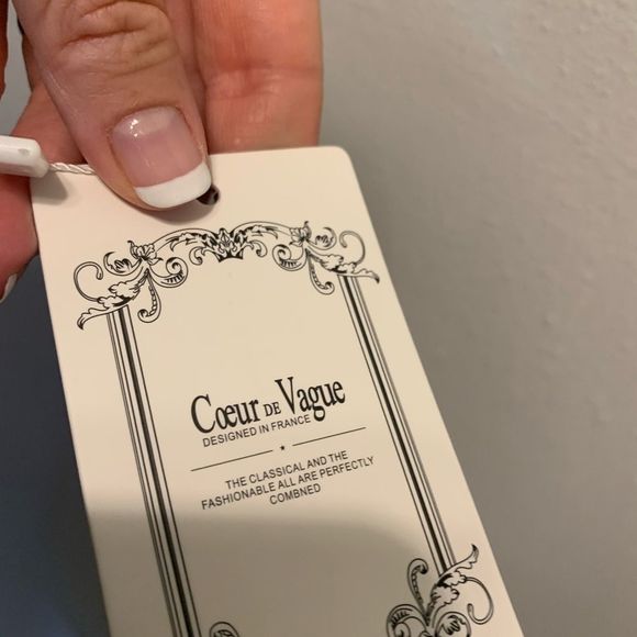 Black Zigzag Stripe Crewneck Tee - Picture 4 of 6